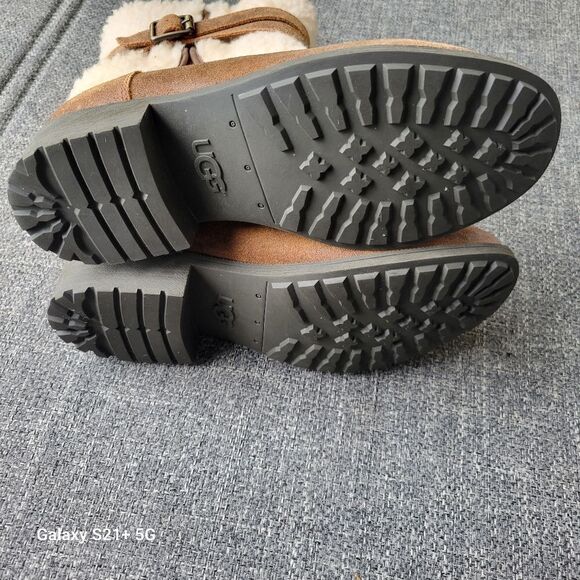 UGG sherpa lined brown leather boots, women's size 9.5 - Picture 9 of 10